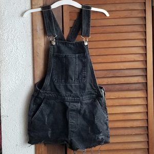 Denim Co. black distressed shortalls size 4